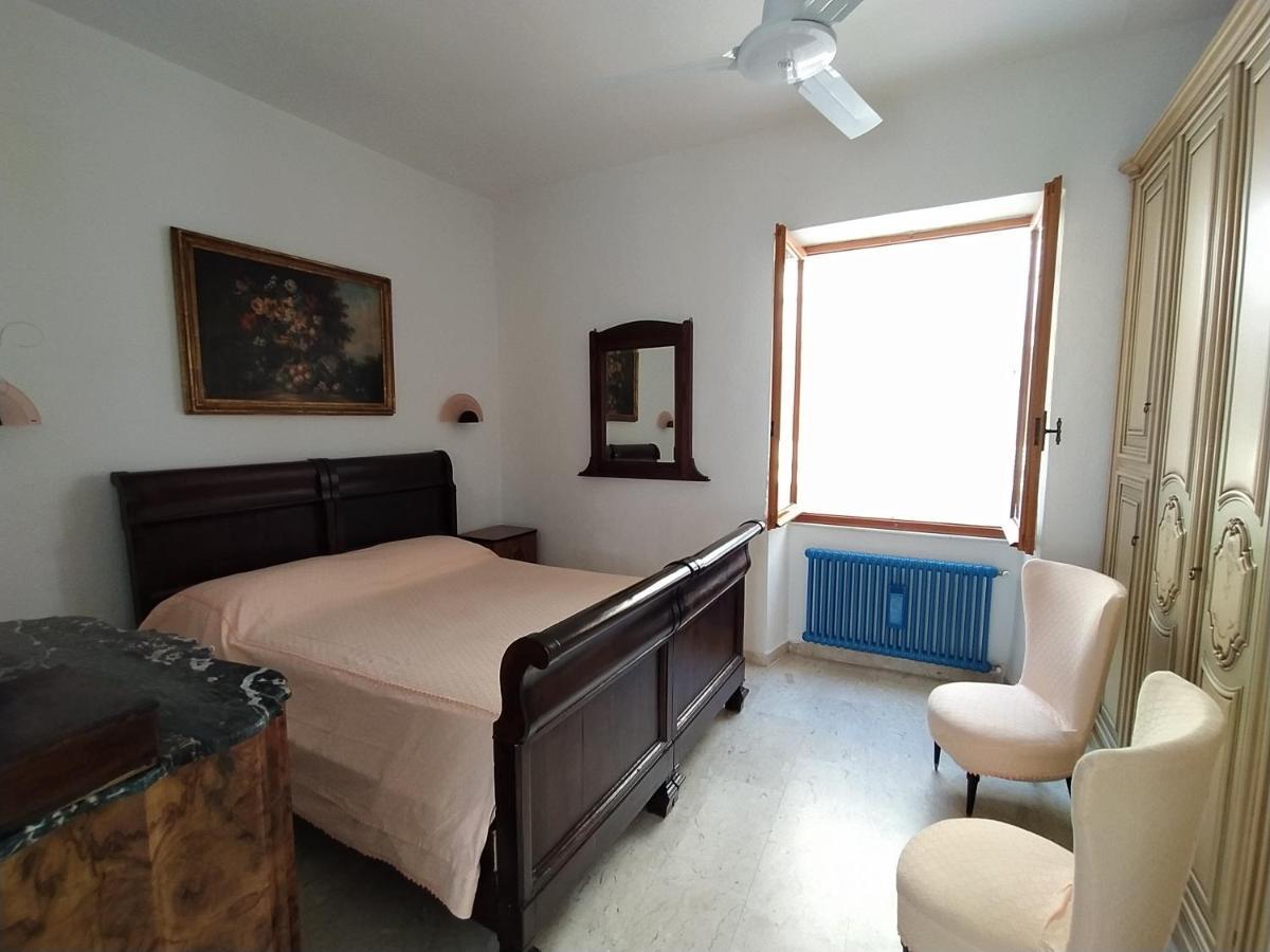 Agretta Sea View Apartment فيرناتْسا المظهر الخارجي الصورة